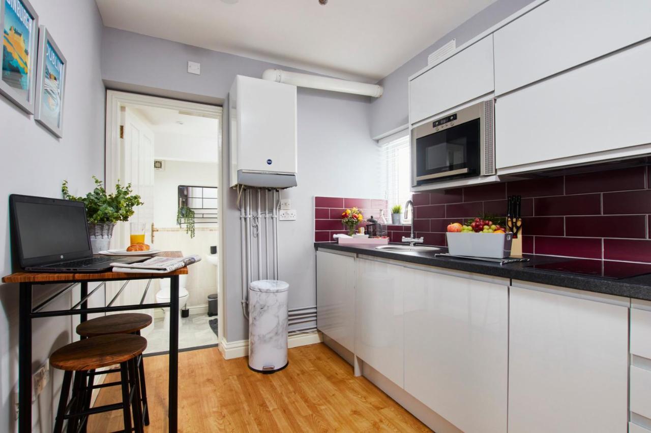 Delven House, Apartment 5 - Self Check-In, Self-Catering Serviced Apartment For East Midlands Airport 캐슬 도닝턴 외부 사진
